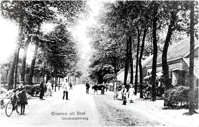 23439 Oirschotseweg, in de richting van de spoorwegovergang, ca. 1914