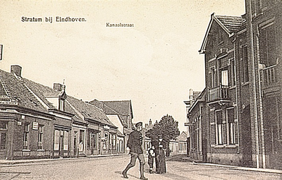 26423 Geldropseweg, met links café Tramhalt van Willem van den Akker, 1914 - 1918