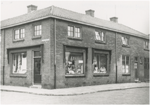 29354 Kruidenierswinkel Coöp. ETOS (buitenvestiging), Henriëttestraat, hoek Hubertastraat, 1930