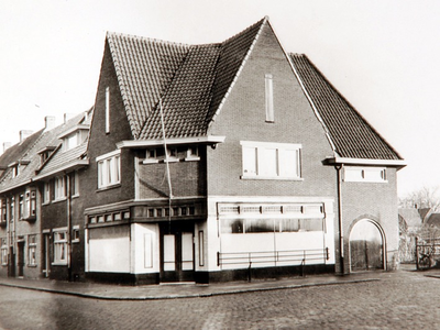 29356 Drogisterij Coöp. ETOS (buitenvestiging), Kerkakkerstraat, hoek Fregatstraat, 1948