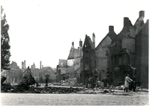 64364 Hertogstraat, hoek Stratumsedijk, ca. 20-09-1944