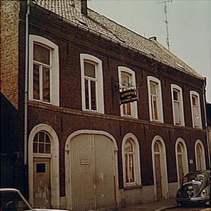 18972 Rijksmonument Bergstraat 26 t/m 28a, 09-1973