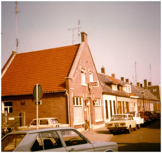 27365 Gemeentelijk monument Café De Kleine Man , Hoefkestraat 18, 21-03-1976