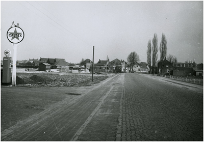 130072 Broek, gezien in de richting van de Provincialeweg, 1953