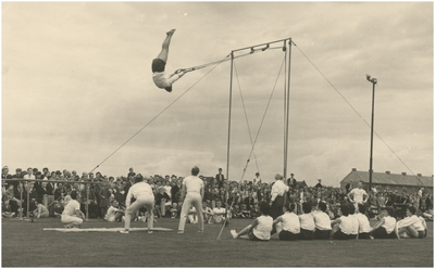 131397 Optreden gymnastiekvereniging Voorwaarts, 24-08-1958