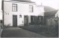 132246 Achtergevel woonhuis, Louis Schats, Dorpstraat 25, 1950 - 1960