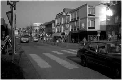 189168 Noord-Koninginnewal ter hoogte van 'Molenstraat', gezien richting 'Ameidepark', 21-01-1992
