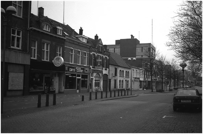 189194 Oostelijke zijde Zuid Koninginnewal, ter hoogte van 'Kerkweg', richting 'Kasteeltraverse', 08-03-1992