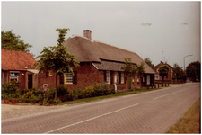 148285 Gerestaureerde oude Kempische boerderij, Willibrordusstraat, 06-1981