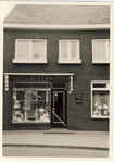 577979 Kapperszaak aan de Emmastraat, 1955-1965