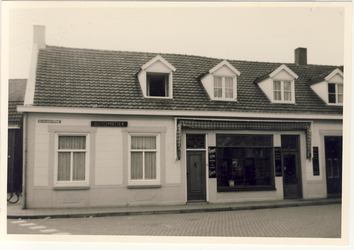 578036 Bakkerij Hoes aan de Kleine Marktstraat, 1960-1970