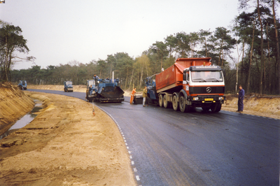 578328 Het aanbrengen van asfalt, 1991