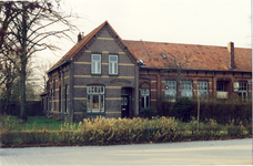 578384 Voormalige Antoniusschool aan het Vorstermansplein, 1992