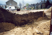 578398 Uitgraven van vervuilde grond, 1999-2001
