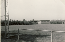 578692 Sportcomplex De Heikampen met noodlokalen, 1970-1980