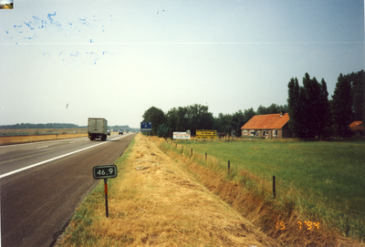 578888 A67 bij Asten, vlak voor de parkeerplaats De Leysing richting Venlo, 2-8-1993