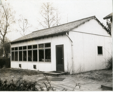 578975 Noodschool aan de Zonnehof, 1970