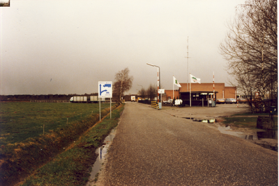 579356 Bedrijfspand aan de Deurneseweg 8 , 02-1990