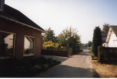 580089 Langstraat, richting de kruising met de Lindestraat, 10-10-1995
