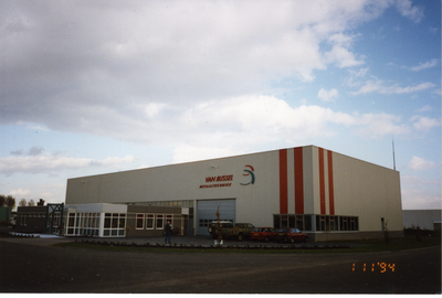 580148 Bedrijfsgebouw van Van Bussel Metaaltechniek aan de Linieijzer 2, 1-11-1994