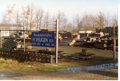 580262 De opslagruimte van Bouwmaterialen H. Veugen BV aan de Meijelseweg 21, februari 1990