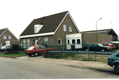 580493 Woonhuis en bedrijf van Hoefnagels aan het Ommelsveld 3, 1990-2000