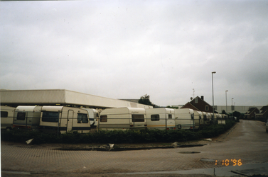 580508 Caravans van Vinken Caravans aan de Ommelseweg 65, 01-10-1996