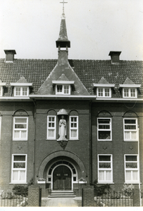 580582 Heilig Hart Klooster aan de Wilhelminastraat 24 - 26, 1990-2000