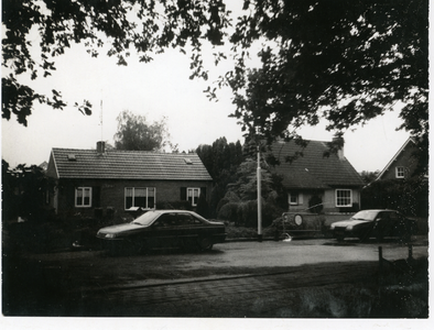 580787 Woningen aan de Polderweg, juni 1990