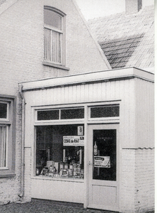581243 Kantoorboekhandel Hub Berkers aan de Monseigneur den Dubbeldenstraat, 1960