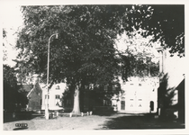 576077 Koningsplein, met geheel links het huis van Jans Douze en rechts het voormalige postkantoor, 1940