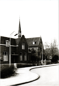 576725 R.K. Pastorie aan het Vorstermansplein naast de kerk in Asten-Heusden , 1975-1985