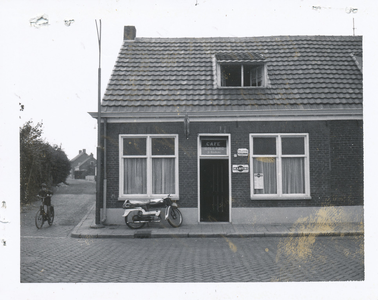 576835 Café Bakens, Monseigneur den Dubbeldenstraat 37, 1967