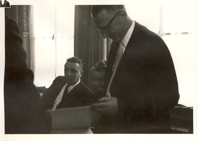 577043 Burgemeester Ploegmakers op zijn afscheidsreceptie, 1968