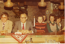 577265 Ontmoeten in café van Hoek in Asten op de Markt, Van 10 tot 12-10-1975.