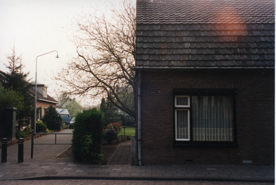 581266 Woonhuis aan de Lindestraat, op de hoek met de Langstraat , Mei 1994