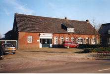 581341 Woning en Bedrijfspand Peelland Service aan de Voorste Heusden 35-35a, 1900-1995