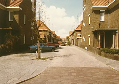 1376 Korenbloemstraat, ca. 1980
