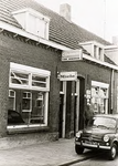 27218 Theo Hendriks - winkel in huishoudelijke aparaten, Hemelrijken 34, 1974 - 1976