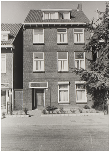 69758 Kantoor R.-K. Vereniging voor Gezinsvoogdij, Willemstraat 82e, 03-1972