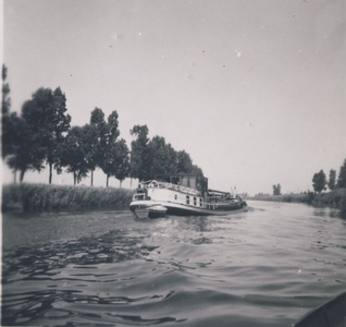 230249 Zuid-Willemsvaart, met binnenvaartschip, 1950 - 1960