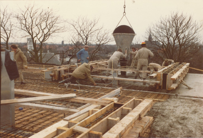 230827 werkzaamheden tijdens de nieuwbouw., 1980 - 1981