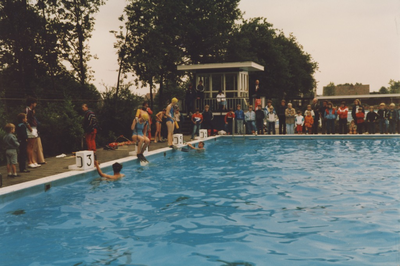 231099 Het demonstreren van snorkelen, 7-1984