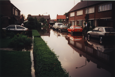 233740 Lambertusstraat: Wateroverlast, 06-1996