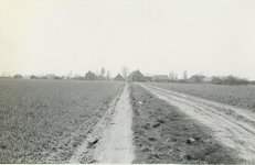 236526 Boerderijen : Dellerweg, 26-04-1962