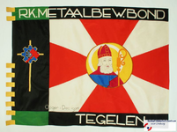 44 Vlag van R.K. METAALBEW. BOND OPGER 1 DEC 1905 TEGELEN uit TEGELENDatering Onbekend, vermoedelijk jaren 1950