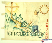 62-a Vlag van KATHOLIEKE ARBEIDERS JEUGD uit PLAATS (niet benoemd)Datering Onbekend