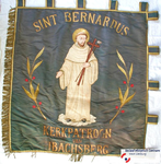 105-b Vaandel van SINT BERNARDUS KERKPATROON VAN UBACHSBERG uit UBACHSBERGDatering Tussen 1914 en 1916 (zie Bijzonderheden)