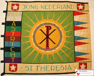 115-a Vlag van JONG NEDERLAND ST. THERESIA MAASTRICHT uit MAASTRICHTDatering Onbekend