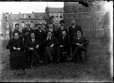150 Groepsfoto; Ambachtsschool, circa 1905